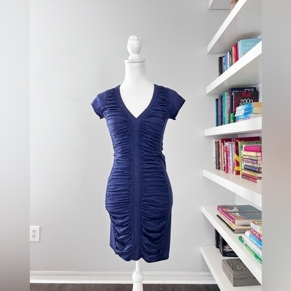 𝅺susana Monaco ruched navy dress size small - Picture 1 of 11